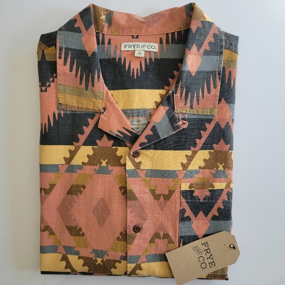 FRYE AND CO. Other - Frye and Co. Big and Tall  Regular Fit Short Sleeve Button-Down Shirt.